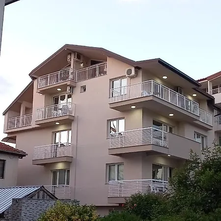 Smakoski Апартаменты Охрид